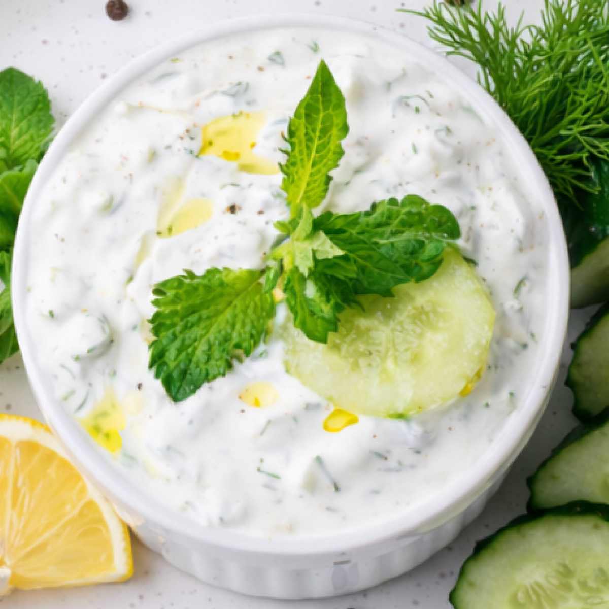 Creamy Garlic Ranch Sauce