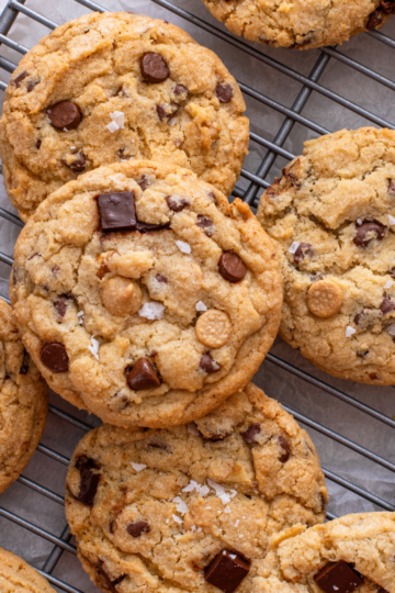 Printable Cookie Troubleshooting Chart PDF with solutions for flat, dry, tough, or thin cookies.