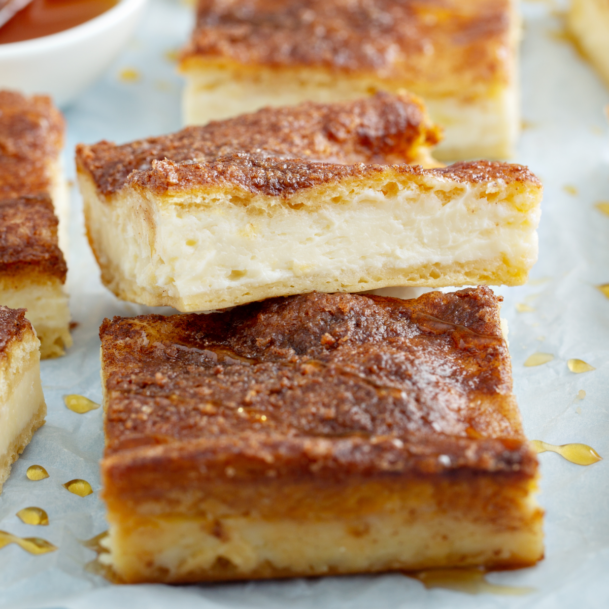 How Many Dessert Bars Per Person? (10–100 Guests + Easy Party Chart)