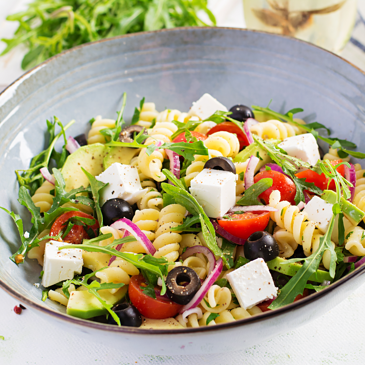How Much Pasta Salad Per Person? (Calculator + Chart for 10–100 Guests)