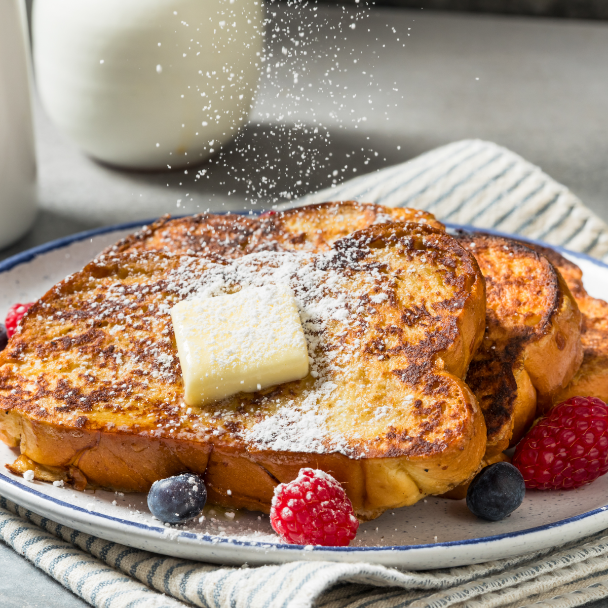 French Toast Calculator: How Many Slices Per Person for Any Crowd